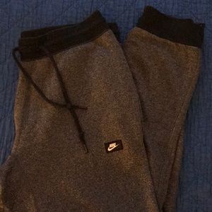 Nike sweatpants Men’s Large